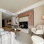 Official Mercury 1br With Rooftop Pool Access & Terrace By 360 Estates شقة *