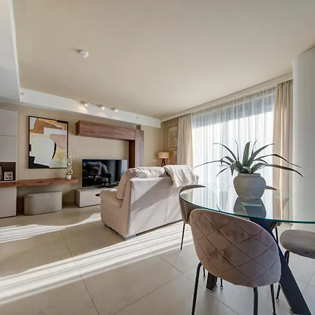 Official Mercury 1br With Rooftop Pool Access & Terrace By 360 Estates Διαμέρισμα