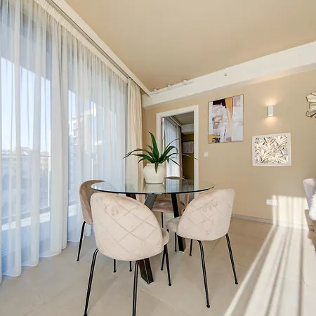 Official Mercury 1br With Rooftop Pool Access & Terrace By 360 Estates San Ġiljan