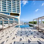 Lejlighed Official Mercury 1br With Rooftop Pool Access & Terrace By 360 Estates *