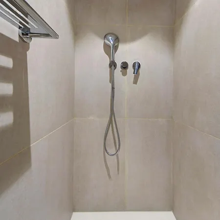 Official Mercury 1br With Rooftop Pool Access & Terrace By 360 Estates * San Ġiljan